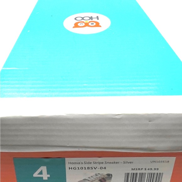 NWT Girls Hoova's Side Stripe Sneaker - Picture 4 of 6